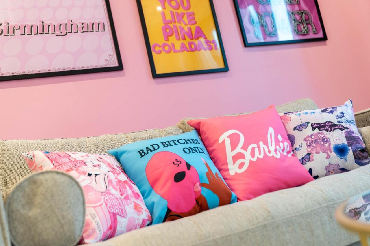 Maevela Apartments ☆ Pink Luxury Apartment With Balcony - Birmingham City Centre - 5 Min Walk From Bullring, Cube, Mailbox, New Street Station - Free Netflix & Wifi Exterior foto